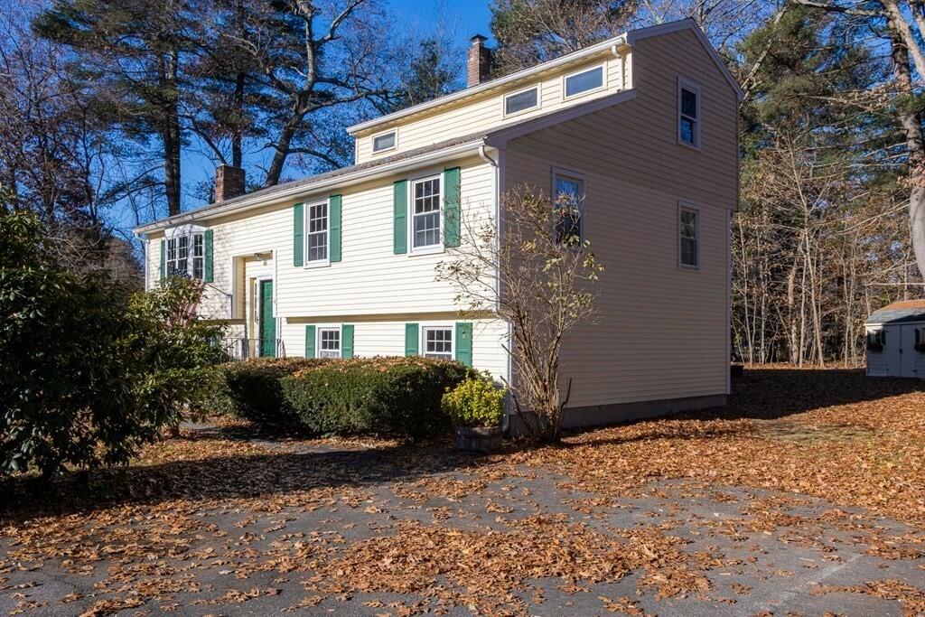 Property Photo: 4 Oak St MA 01887