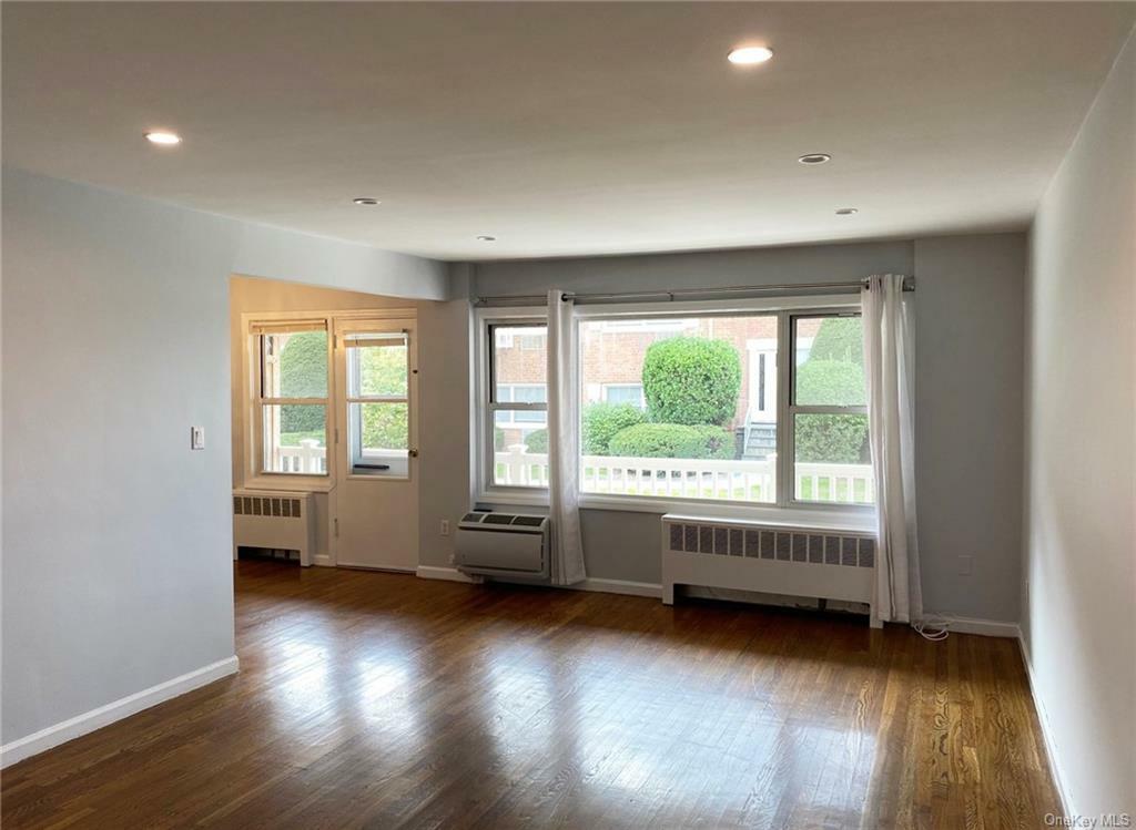 Property Photo:  51 Maple Avenue 1A  NY 10706 