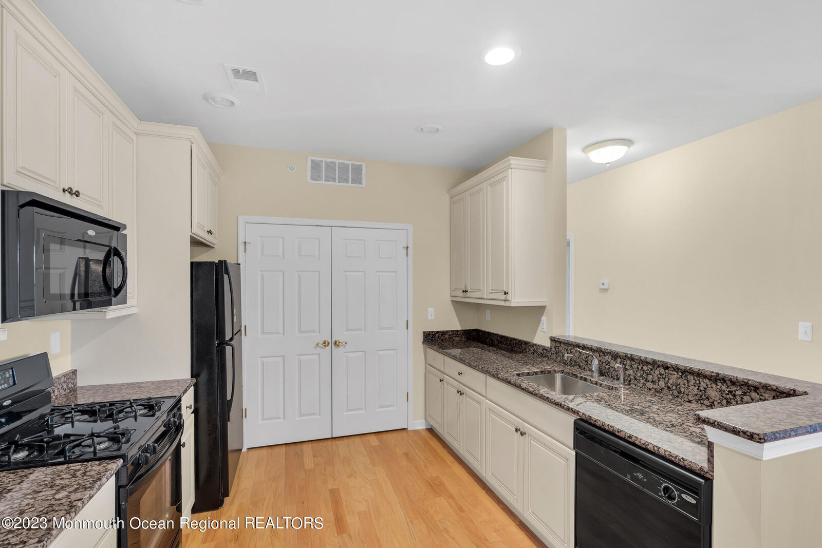 Property Photo: 639 Sophee Lane NJ 08701