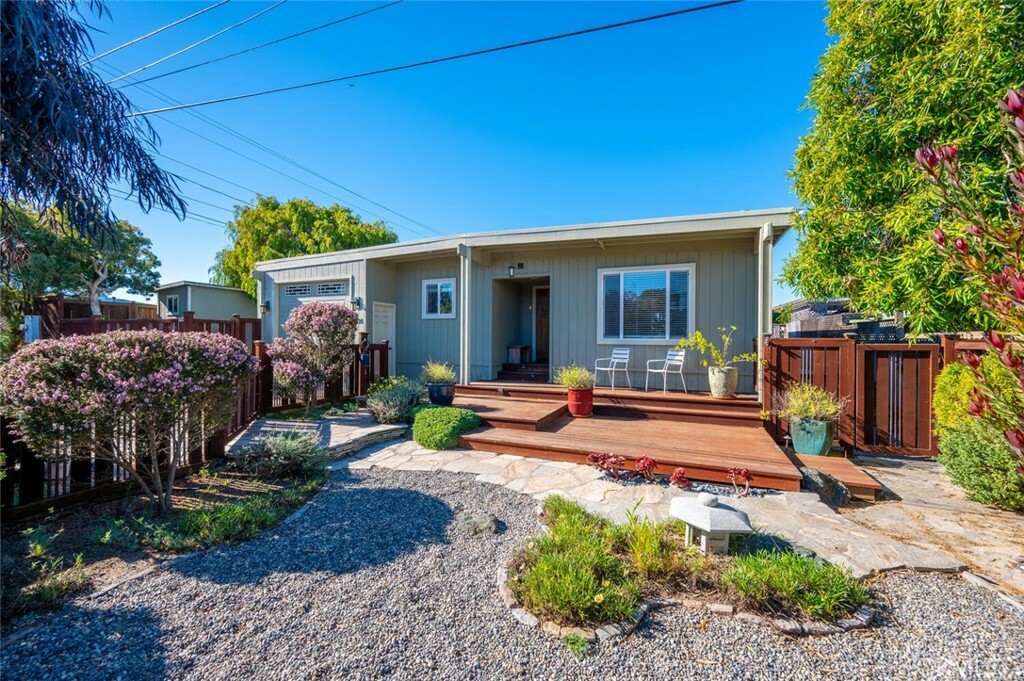 Property Photo:  1191 12th Street  CA 93402 