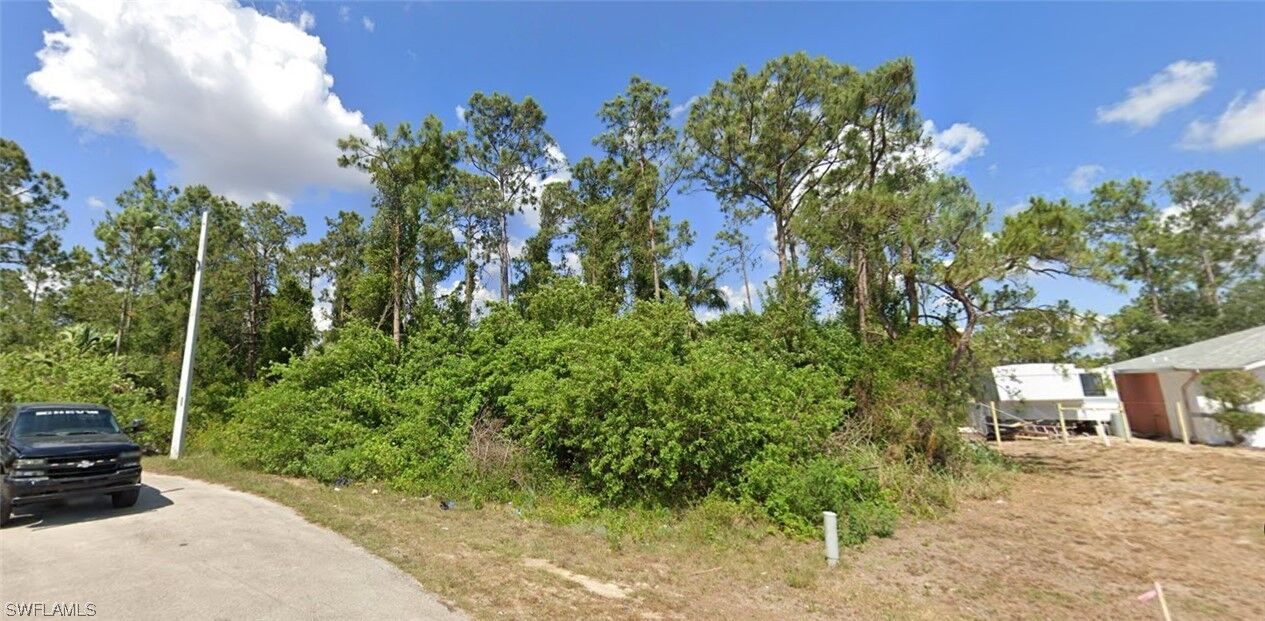 Property Photo:  2010 Raber Court  FL 33972 
