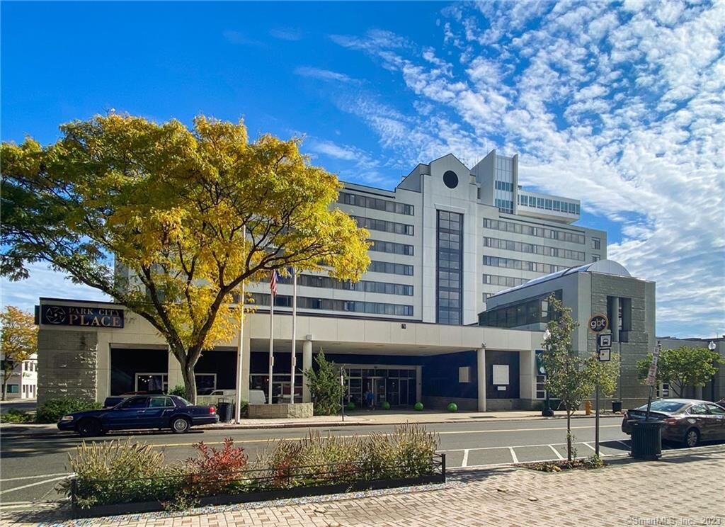 Property Photo: 1070 Main Street 712 CT 06604