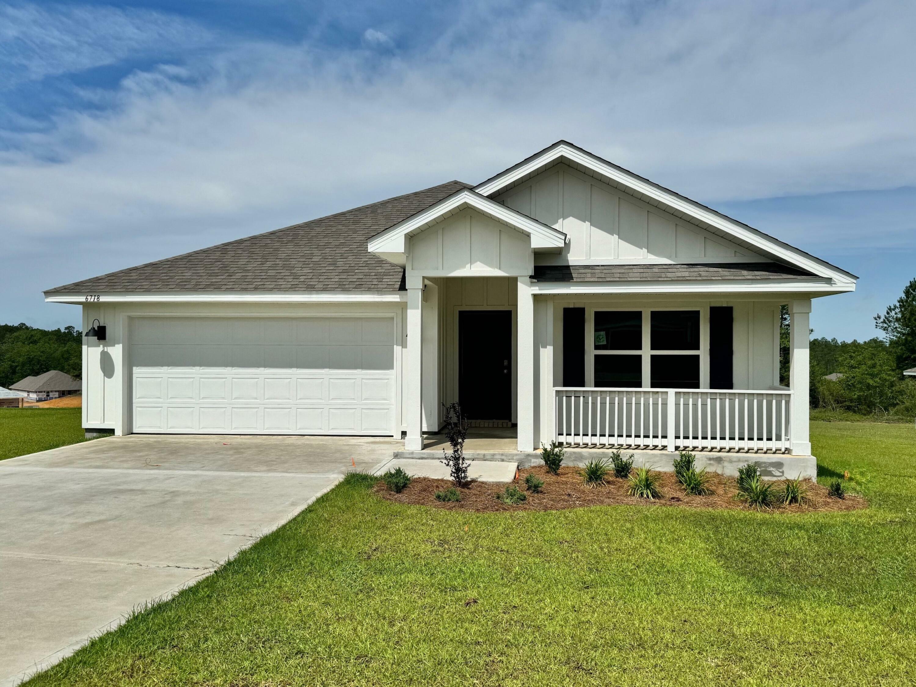 Property Photo: 6736 Cambrian Ridge FL 32567