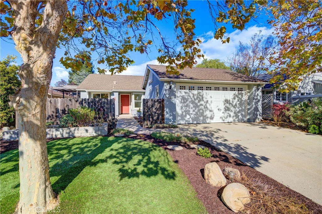 Property Photo:  954 Lobelia Lane  CA 93401 