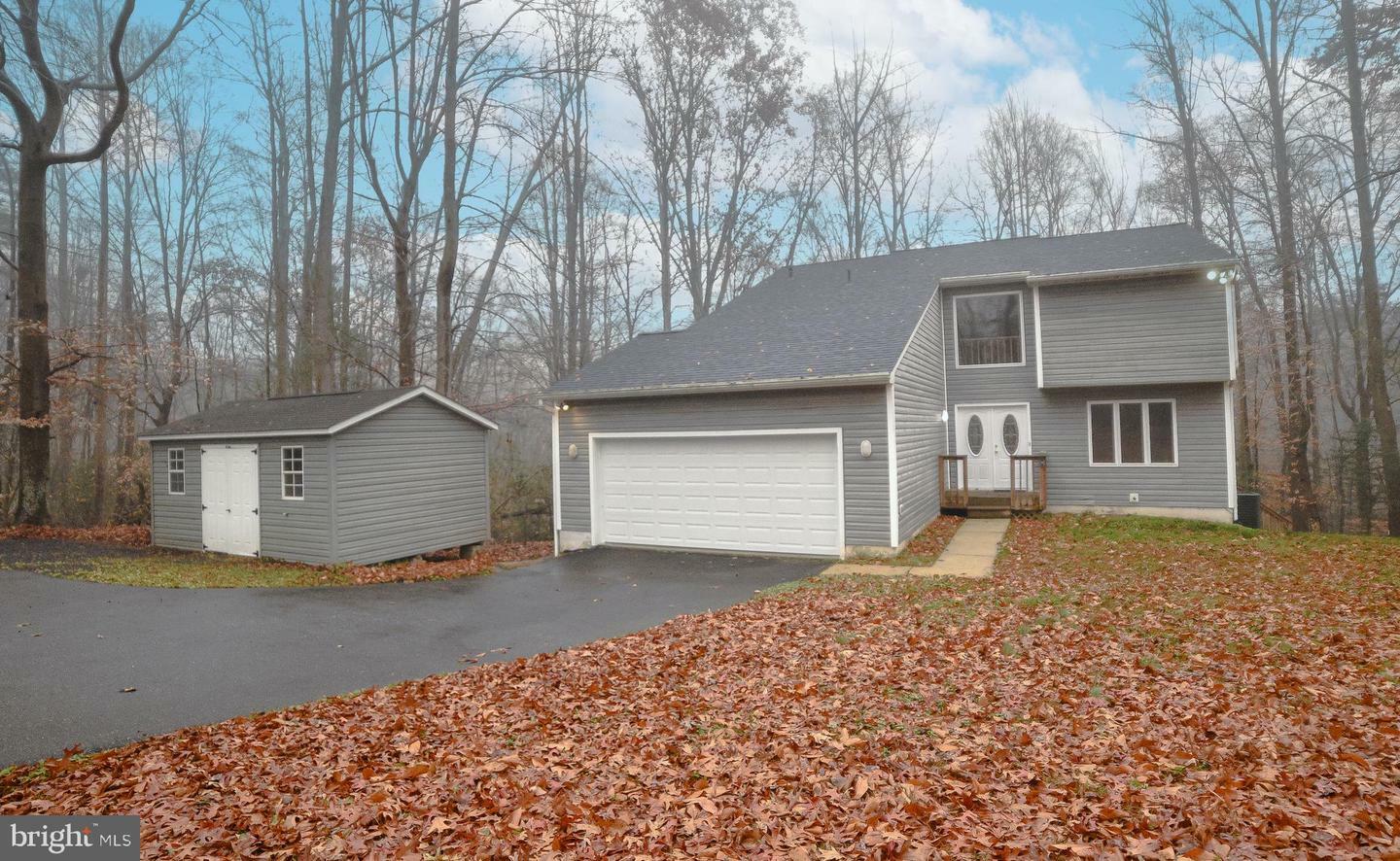 Property Photo:  39090 Hollybank Drive  MD 20659 