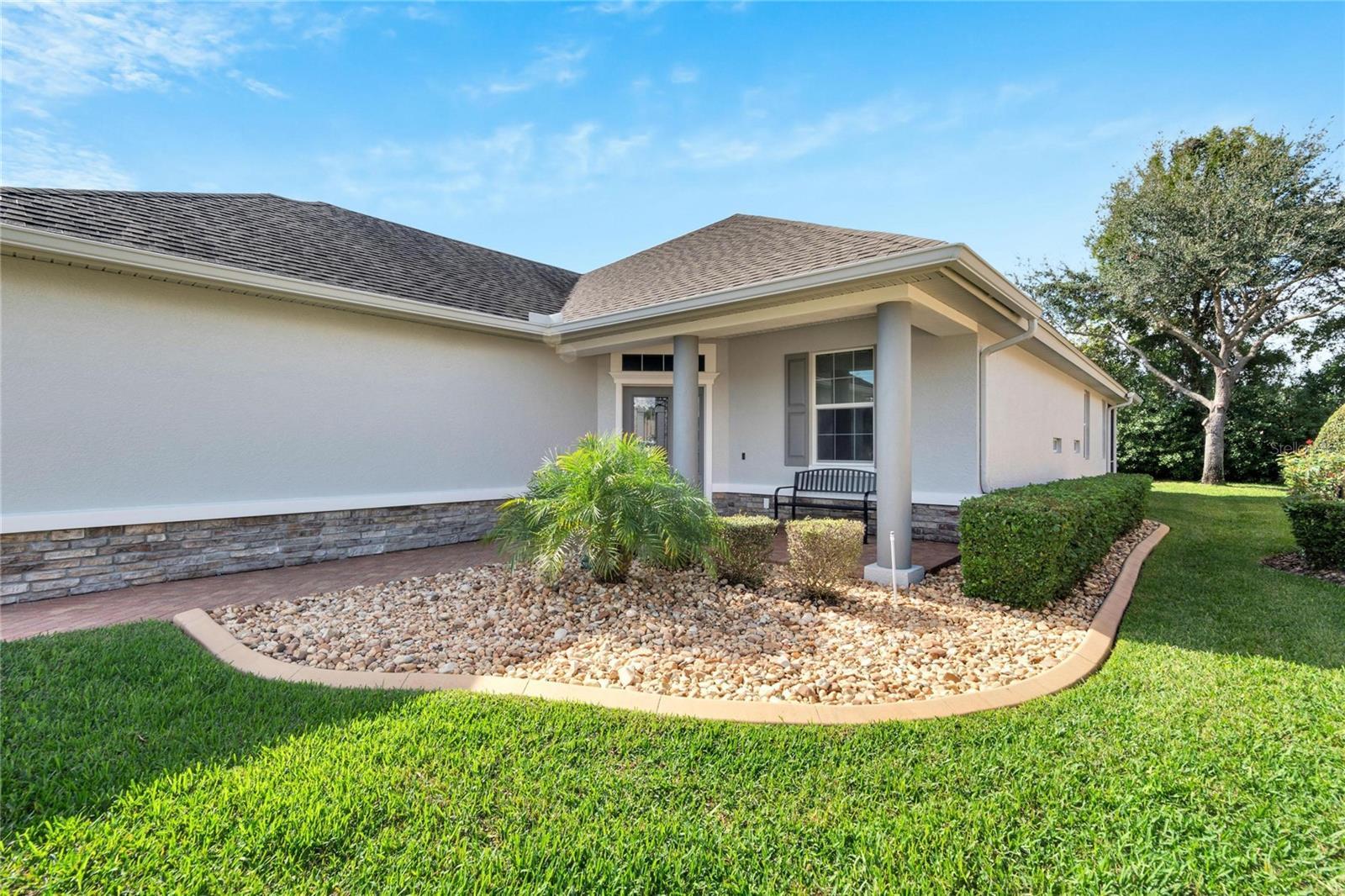 Property Photo:  8168 Lake James Drive  FL 33810 
