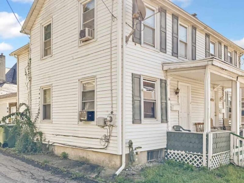 Property Photo:  14 School St  NJ 07882 
