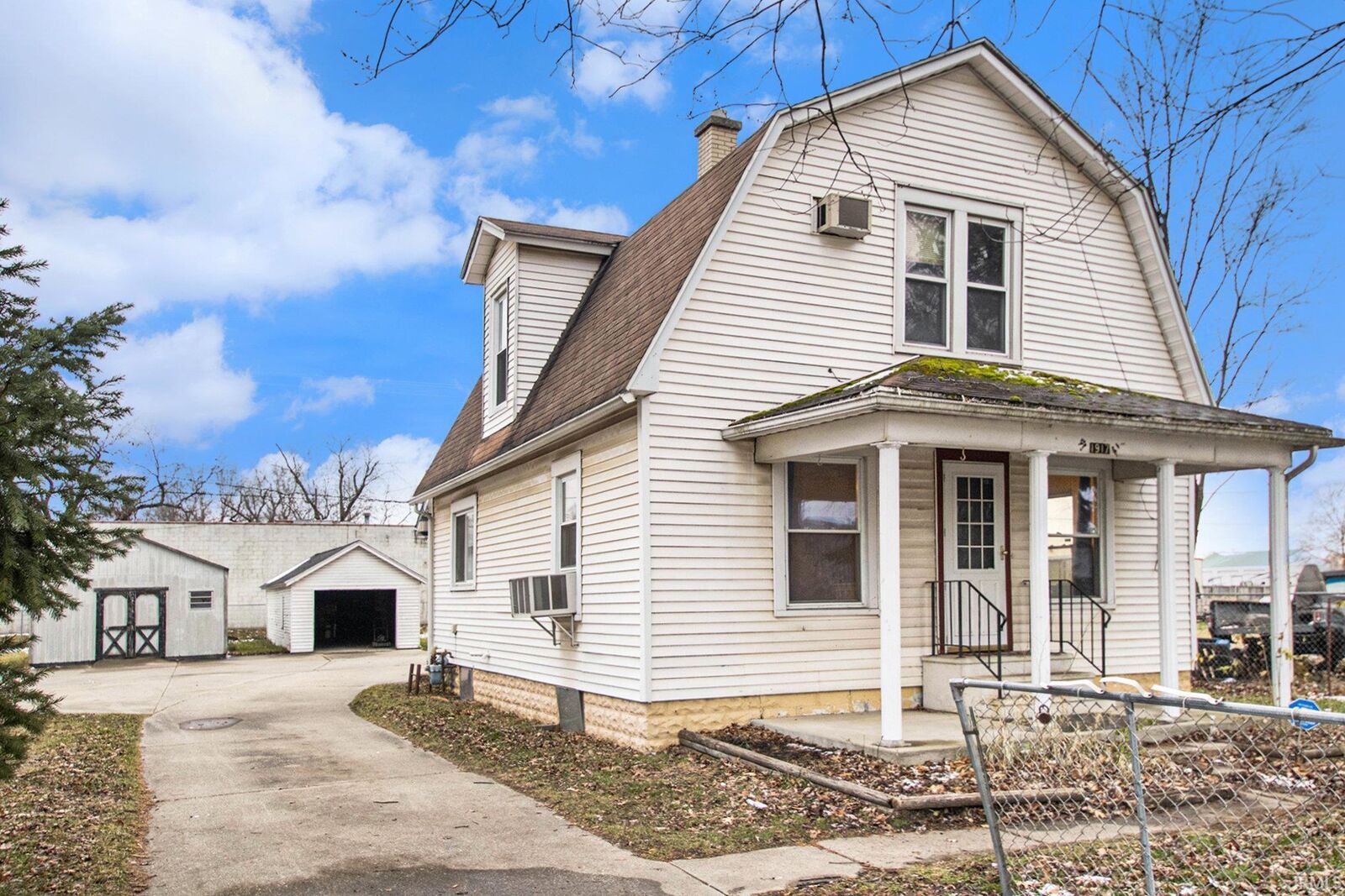Property Photo:  1917 Fieldhouse Avenue  IN 46517 