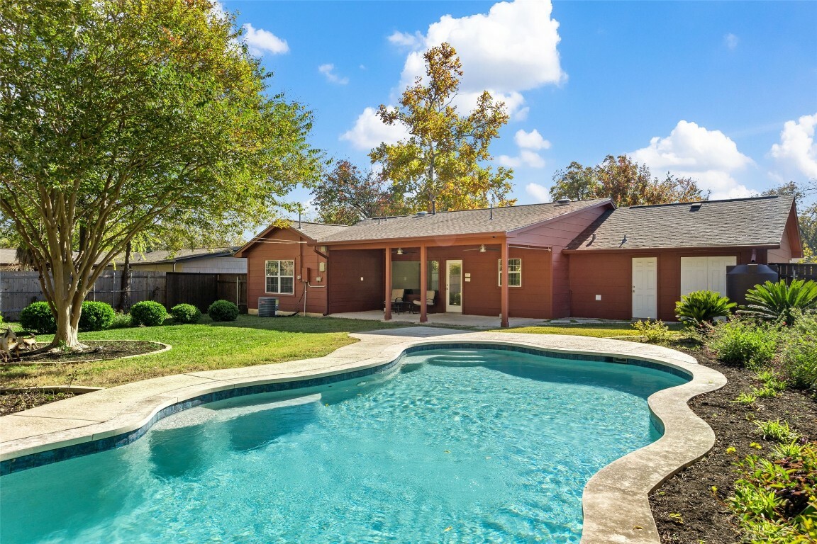 Property Photo:  2702 Park View Drive  TX 78757 