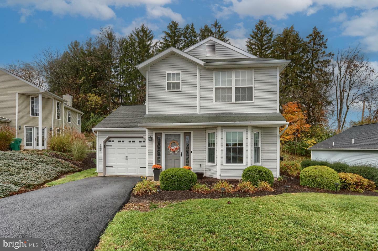 Property Photo: 6202 N Highlands Court PA 17111