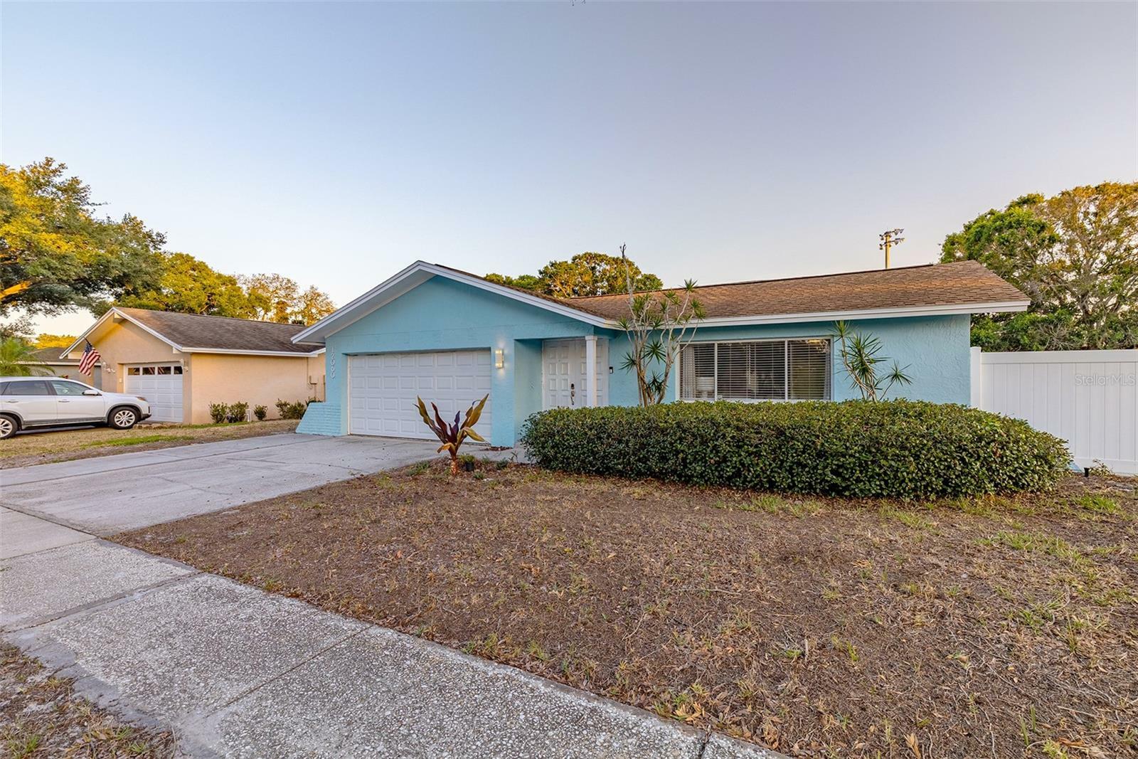 Property Photo:  12060 92nd Avenue  FL 33772 