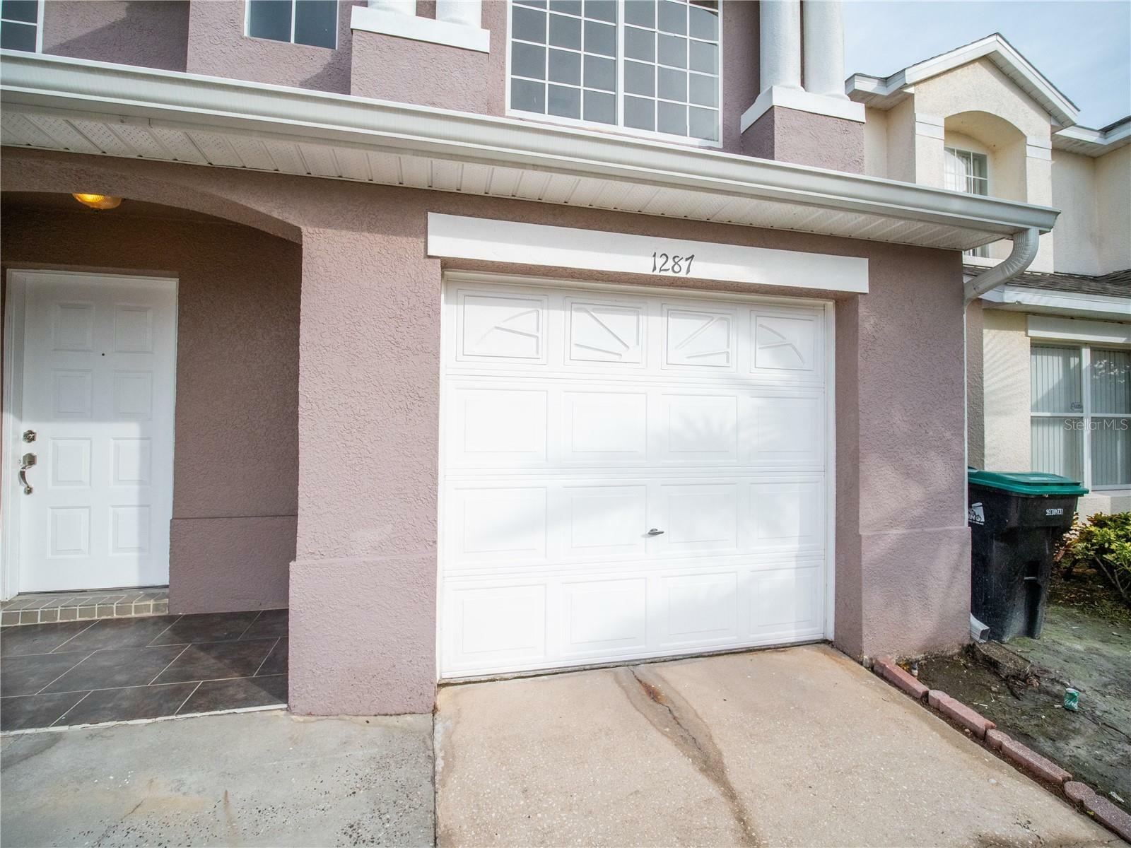 Property Photo: 1287 Sandestin Way FL 32824