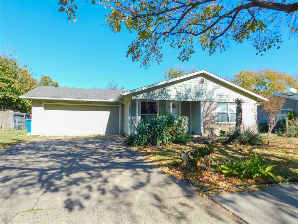 Property Photo:  635 Pine Street  TX 75057 