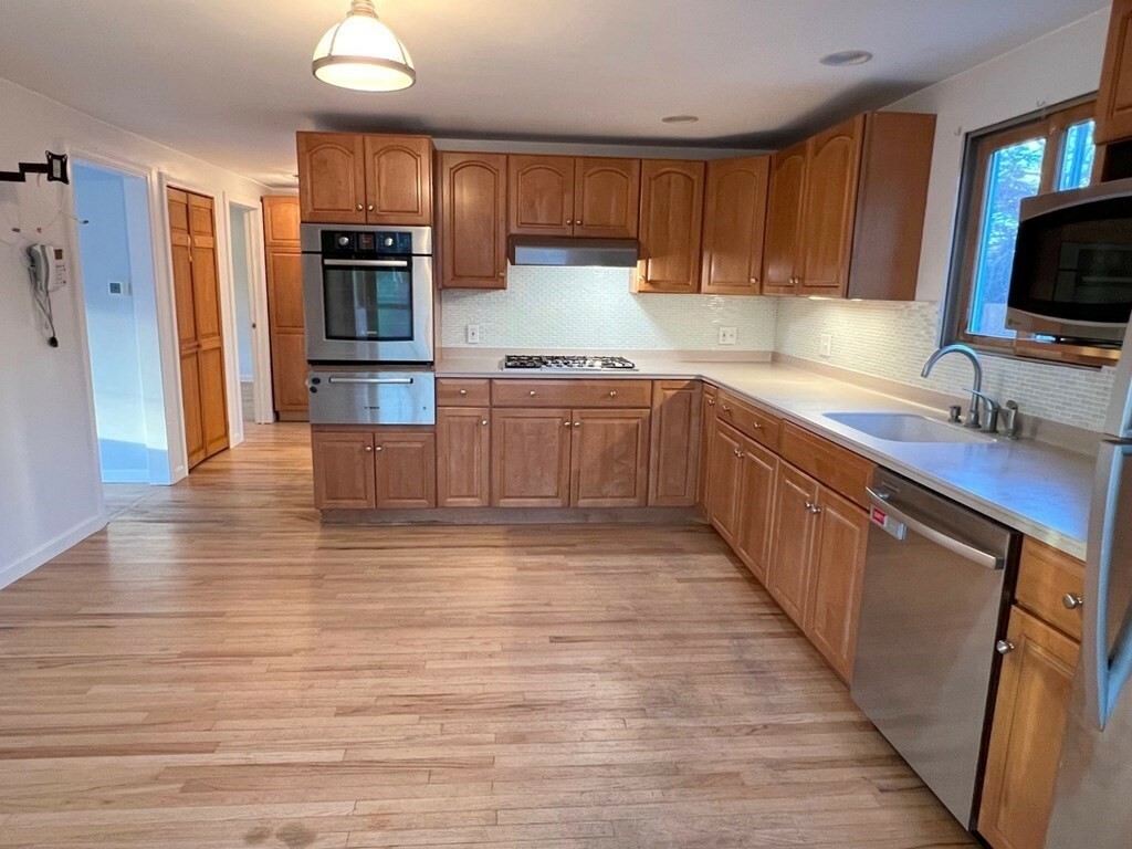 Property Photo:  23 Marinel Ave  MA 01863 