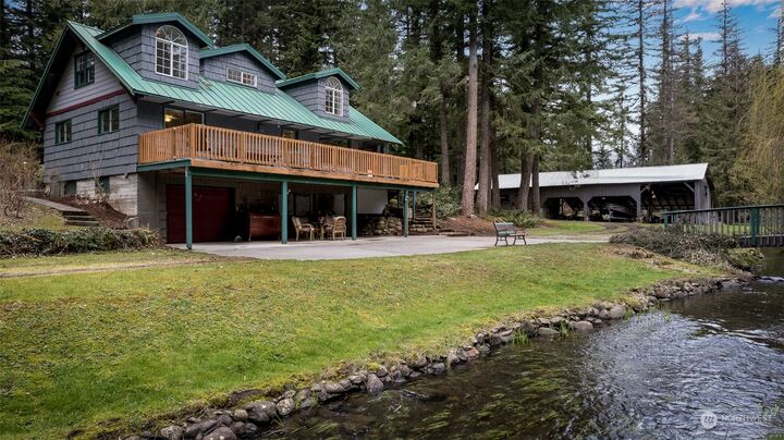 Property Photo:  8702 Silver Lake Road  WA 98266 