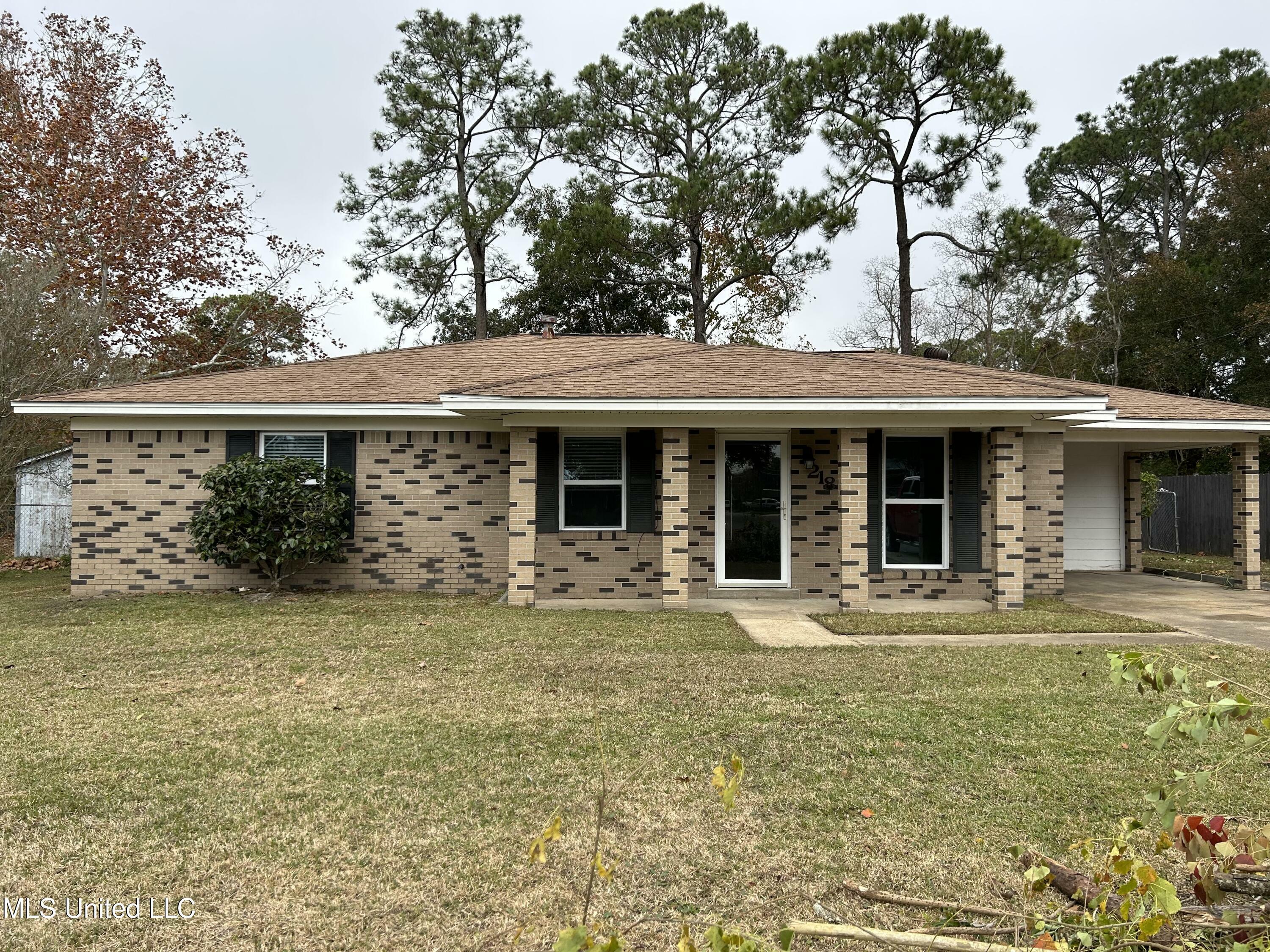 Property Photo:  218 Alverado Drive  MS 39560 