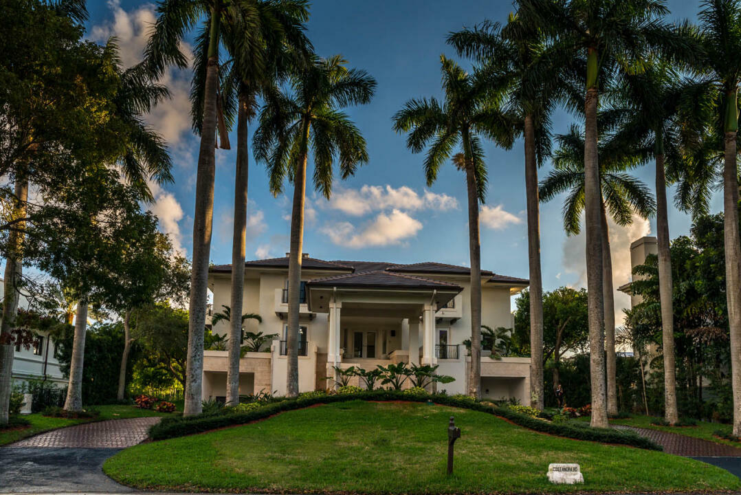322 Costanera Road  Coral Gables FL 33143 photo
