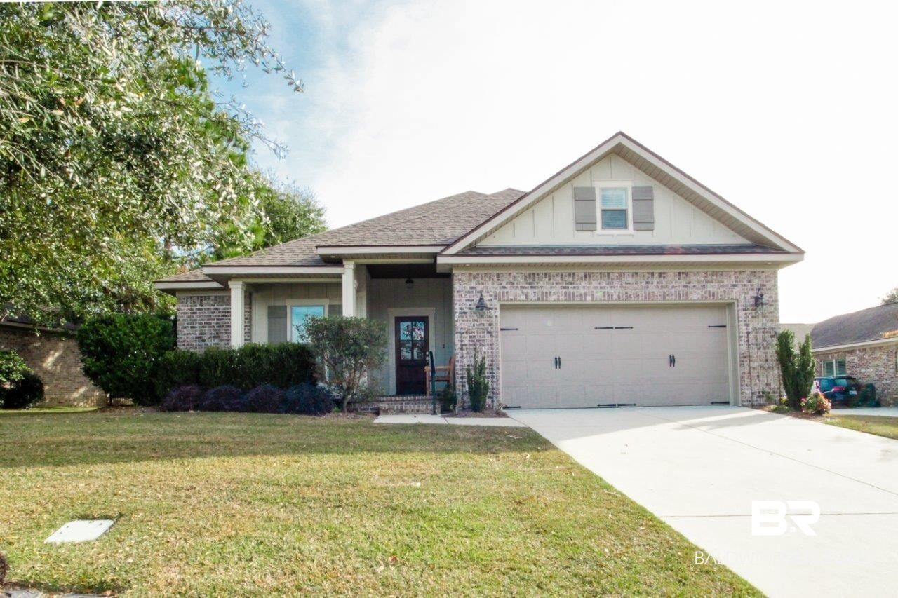 Property Photo: 30046 Tamarack Drive AL 36527