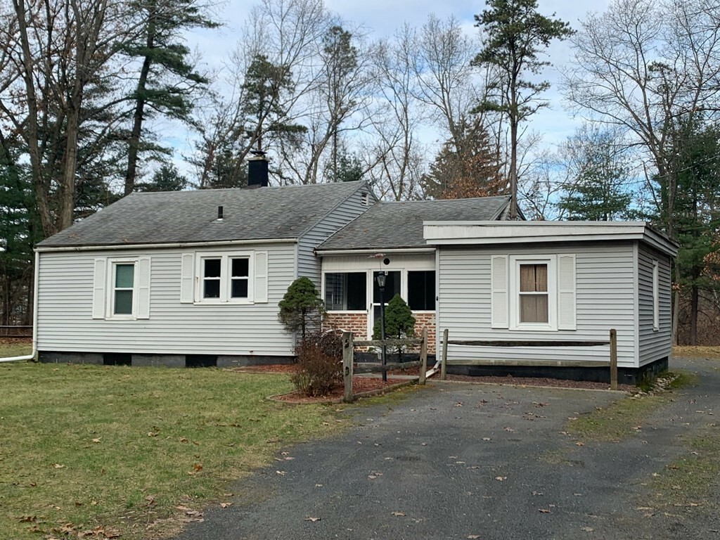 Property Photo:  4 Birch Ln  MA 01085 