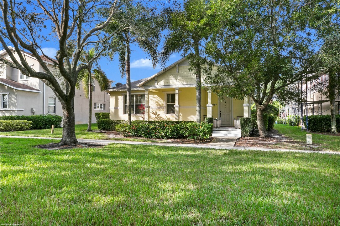 Property Photo:  1284 Welcome Drive  FL 32966 