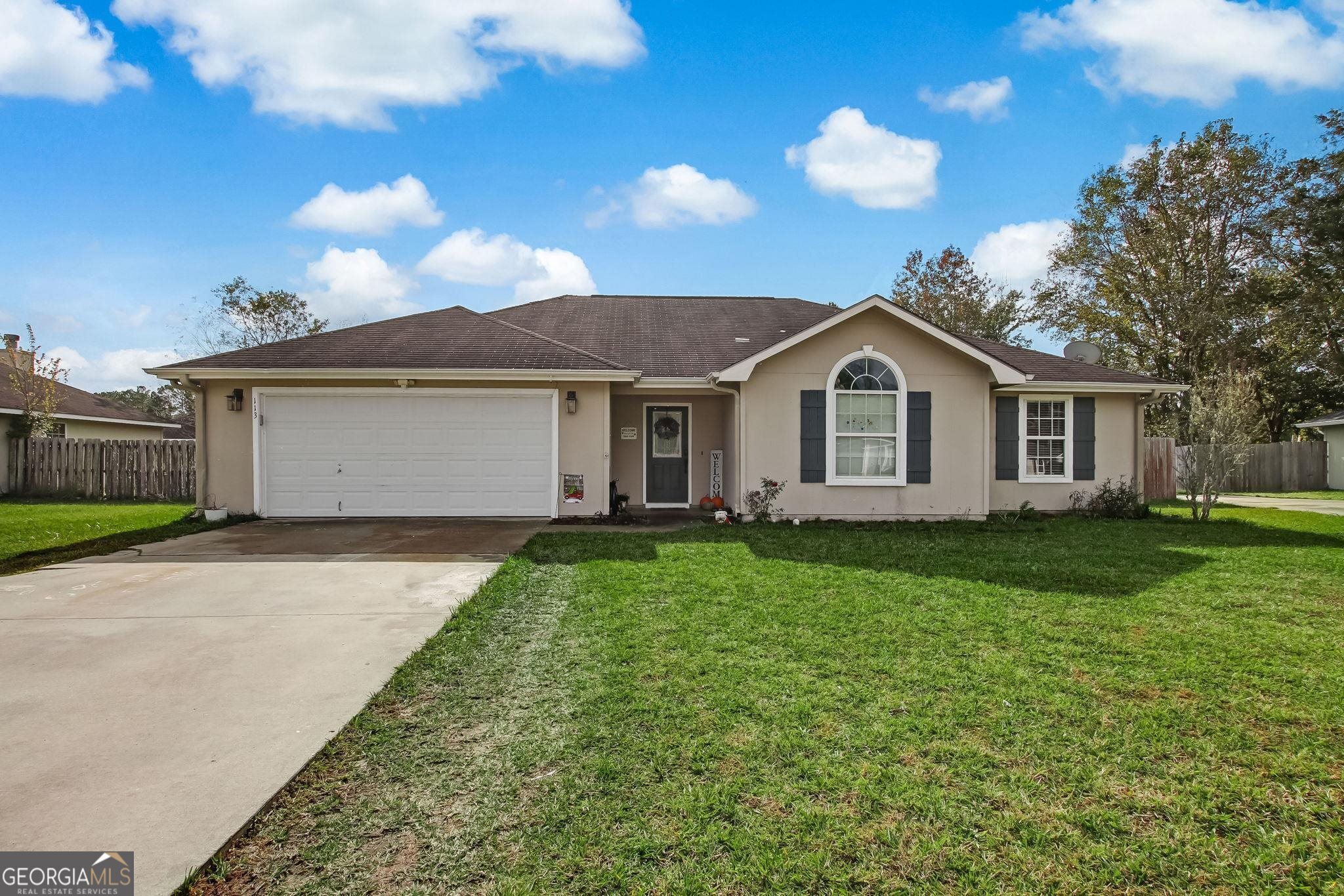 Property Photo: 113 Cypress Bend GA 31548