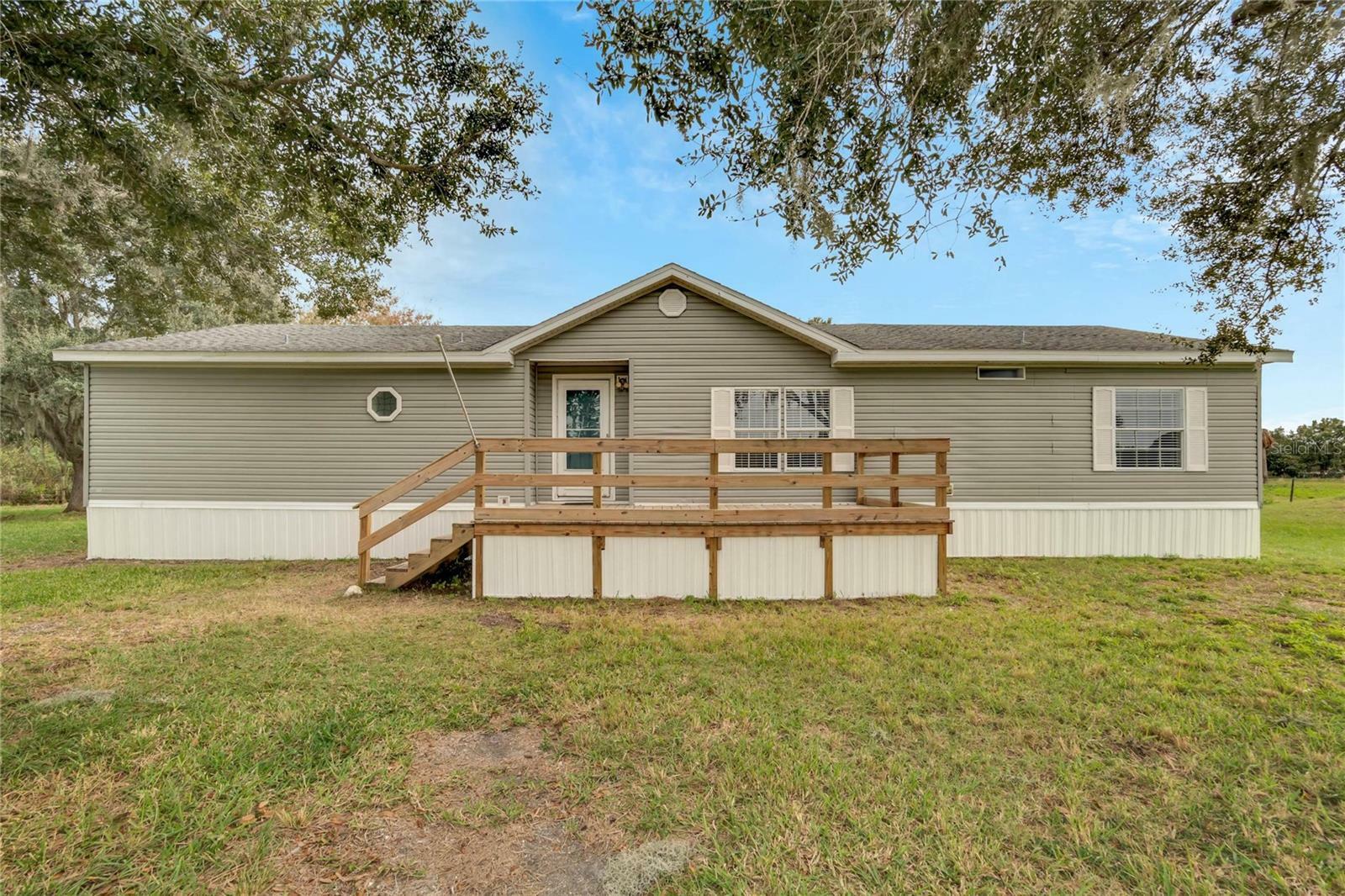 Property Photo:  12435 Grapefruit Tree Lane  FL 33598 