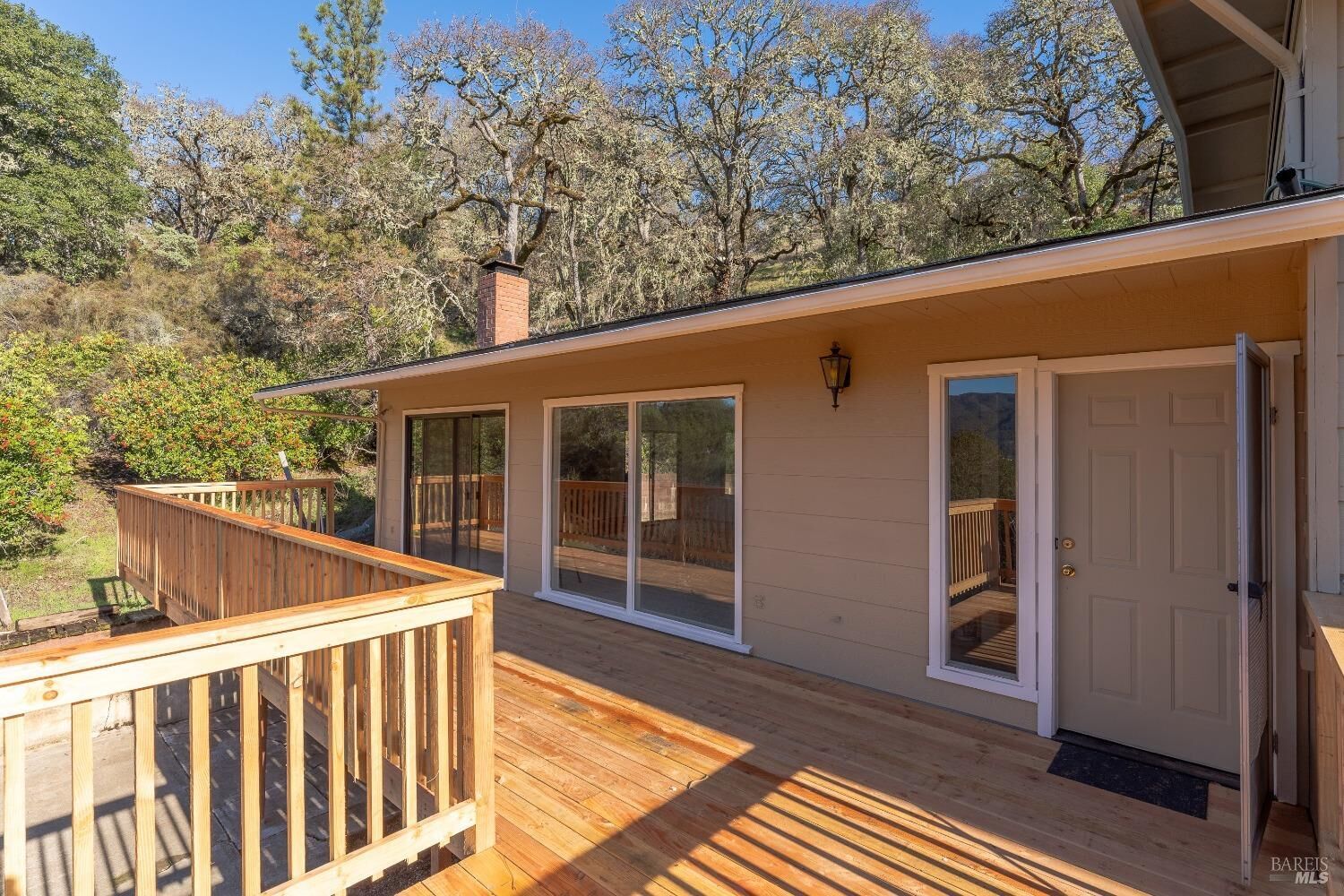 Property Photo:  950 Knob Hill Road  CA 95482 