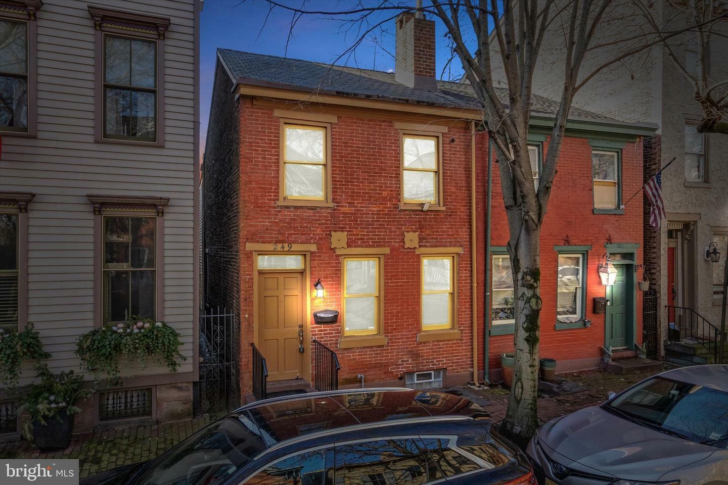 Property Photo:  249 Mercer Street  NJ 08611 