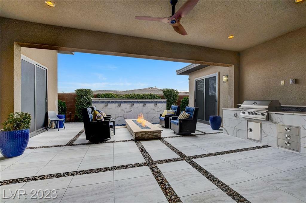 Property Photo:  10022 Regency Canyon Way  NV 89148 