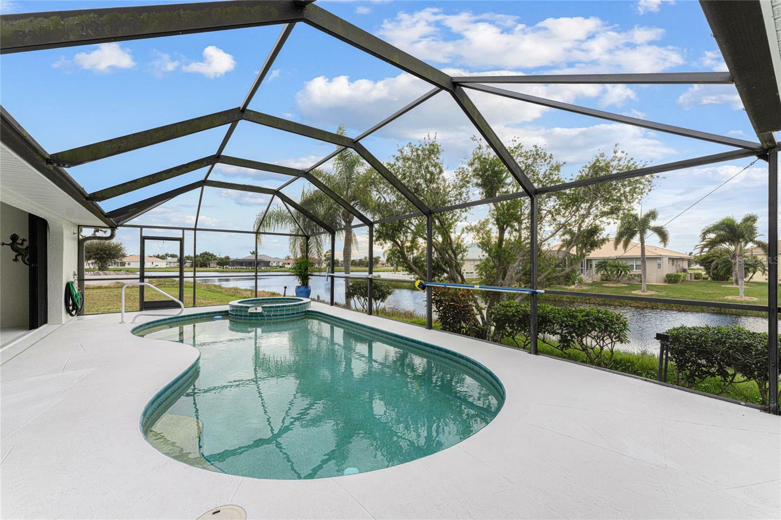 Property Photo:  17275 Carroway Lane  FL 33955 