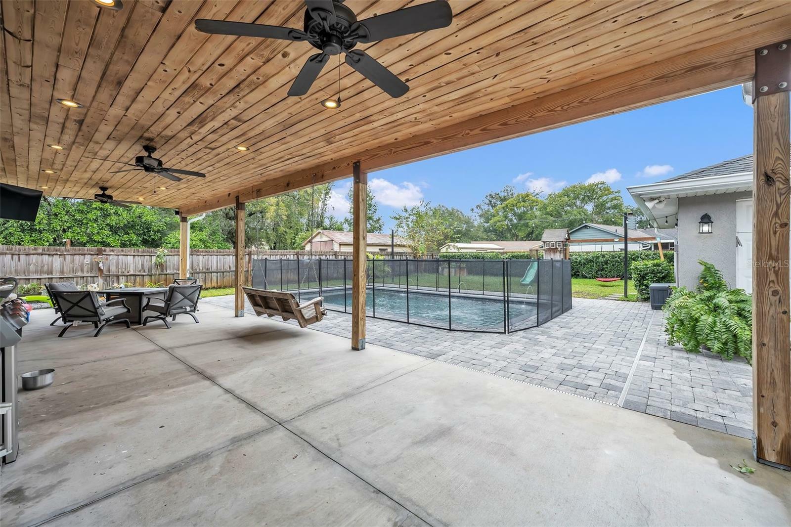 Property Photo: 2819 Conway Gardens Road FL 32806