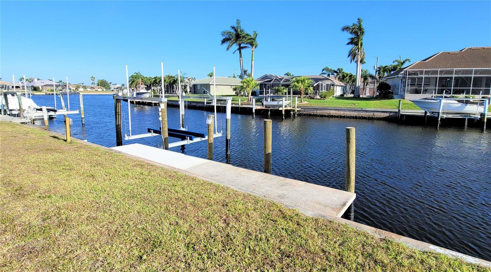 Property Photo:  1418 Sea Gull Court  FL 33950 