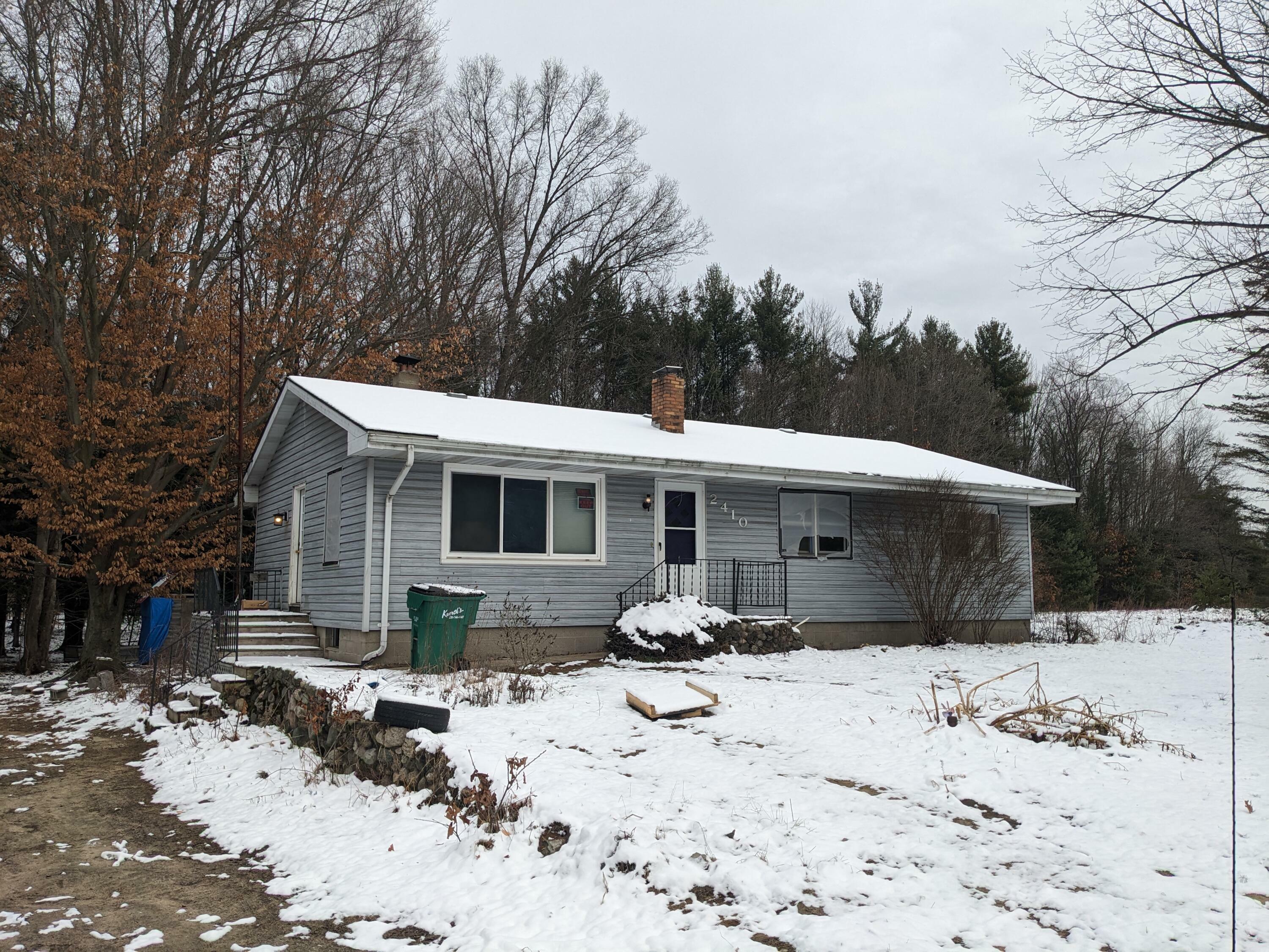 Property Photo:  2410 W Dame Road  MI 49461 