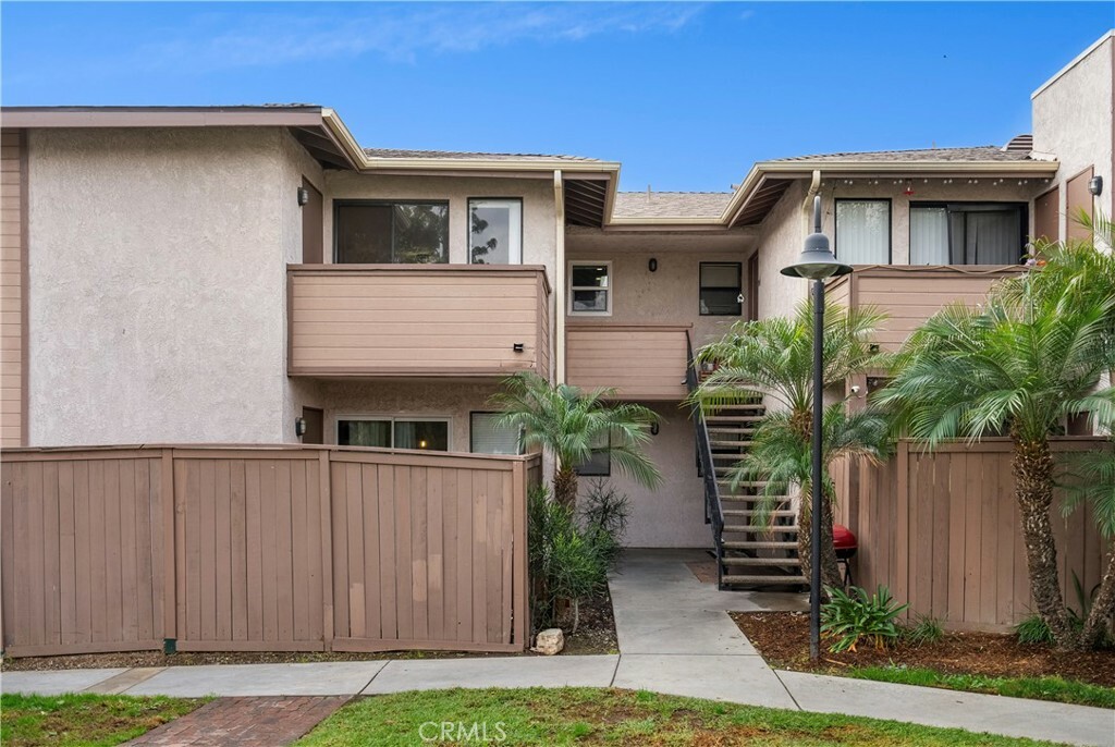 Property Photo:  1329 Massachusetts Avenue 204  CA 92507 