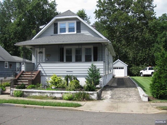 Property Photo:  206 Bergen Boulevard  NJ 07424 