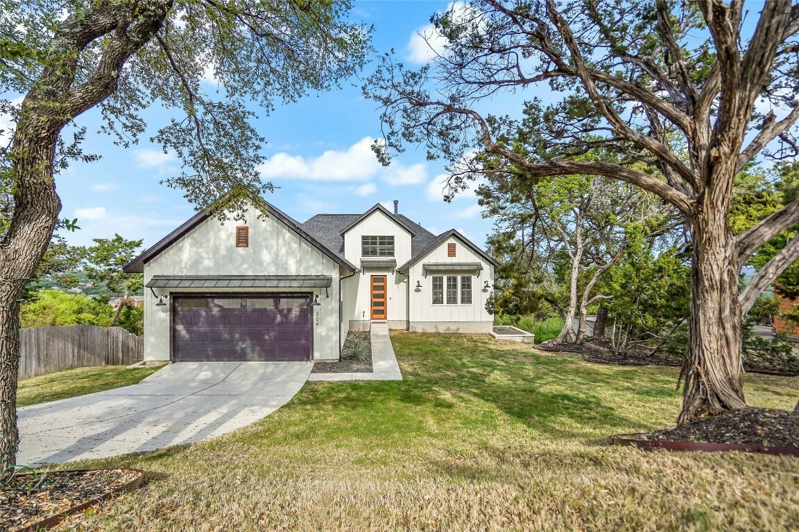 Property Photo:  304 N Ronay Drive  TX 78669 