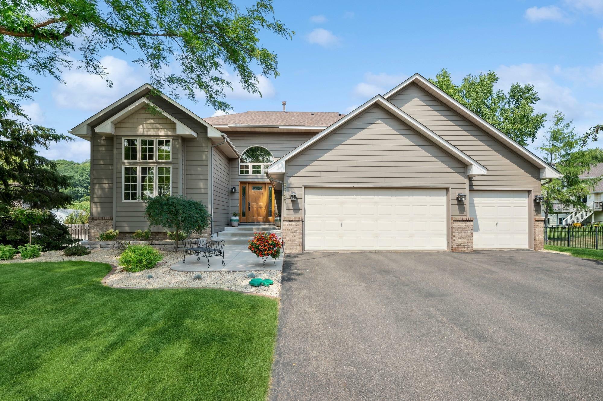 Property Photo:  8585 Yellowstone Lane N  MN 55311 