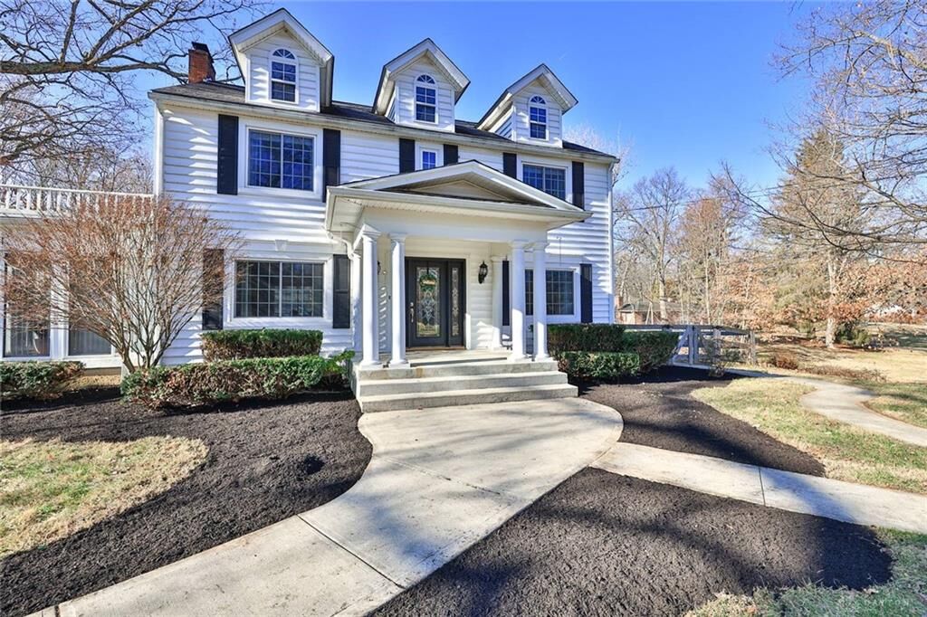 Property Photo: 2831 Urbana Road OH 45503