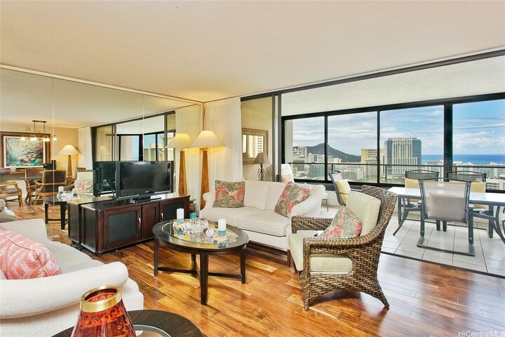 1910 Ala Moana Boulevard 29B  Honolulu HI 96815 photo