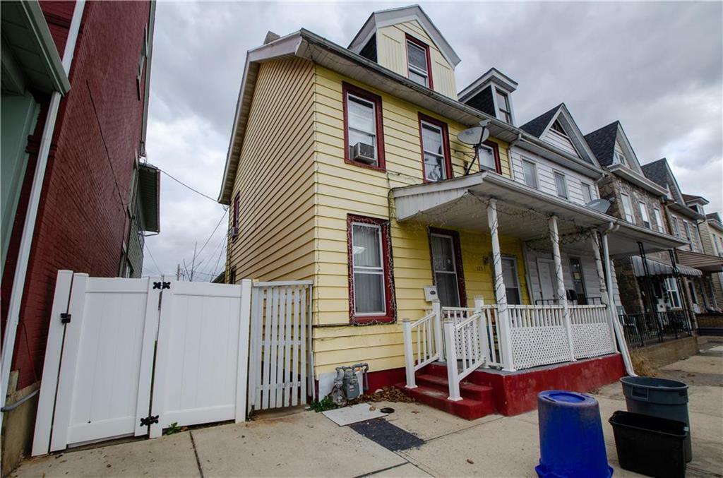 Property Photo:  1237 Washington Street  PA 18042 