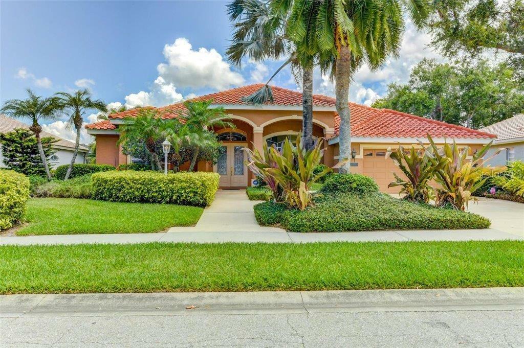 Property Photo:  4923 Old Oakleaf Drive  FL 34233 