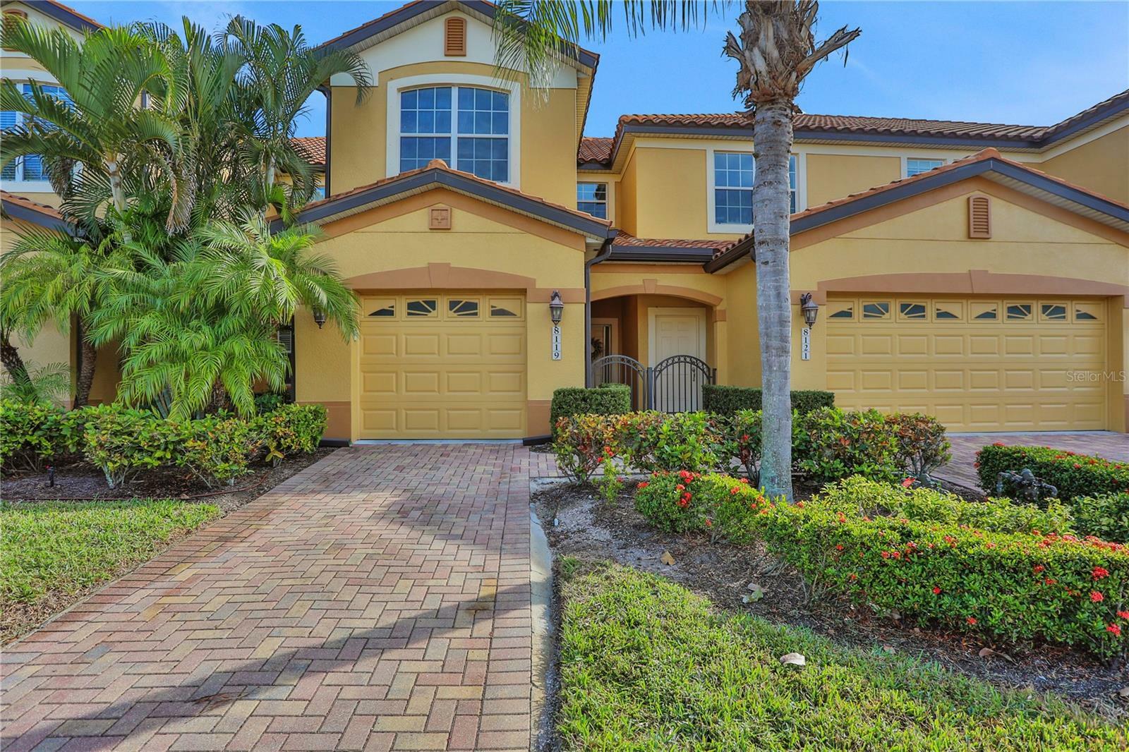 Property Photo:  8119 Miramar Way 103  FL 34202 