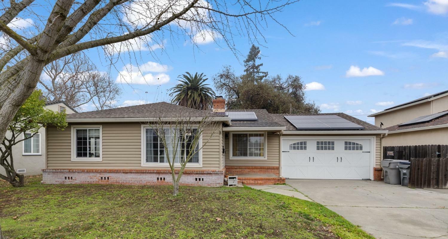 Property Photo:  5 Gibson Road  CA 95695 