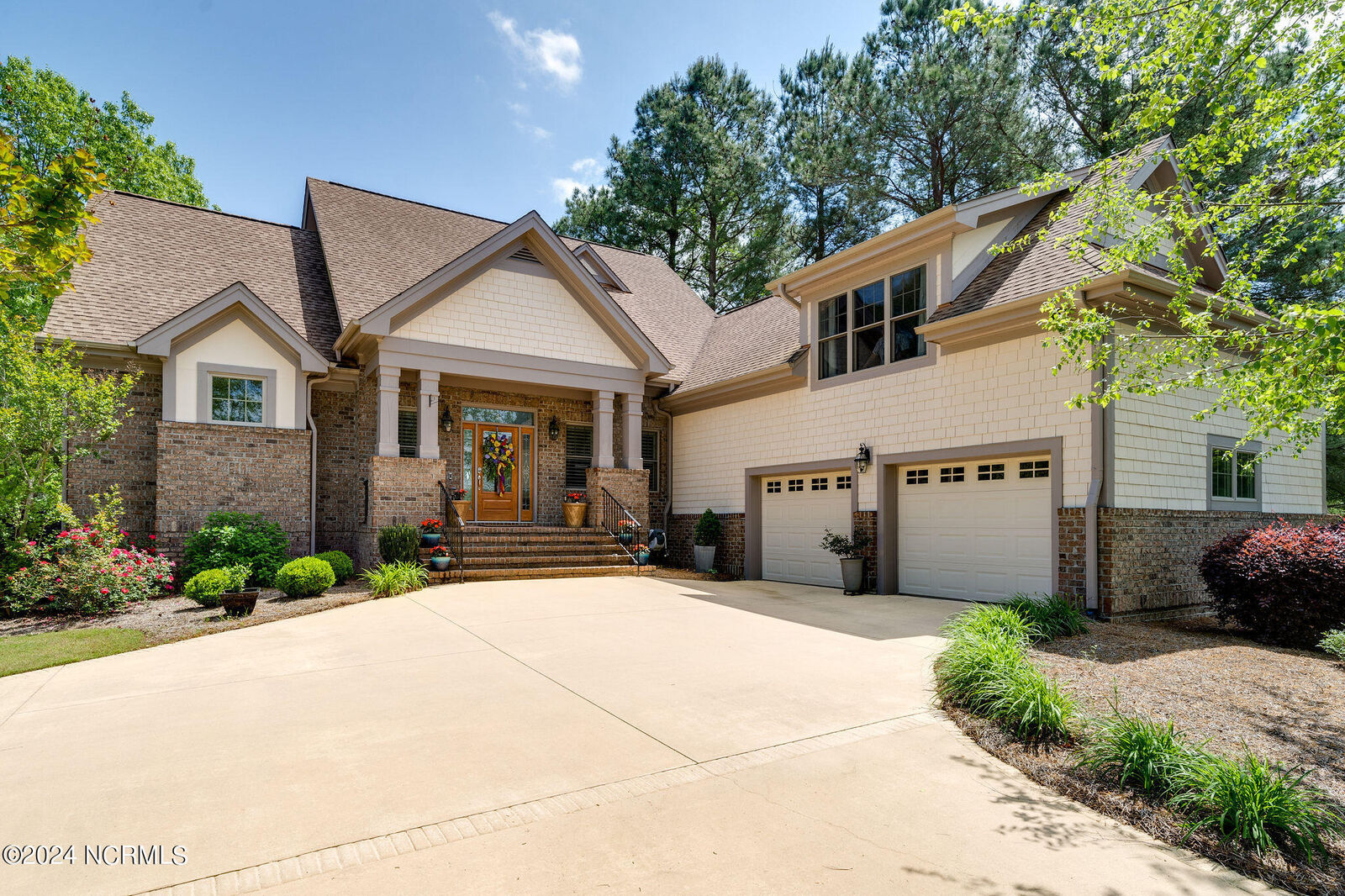 Property Photo:  104 Evergreen Drive  NC 28466 