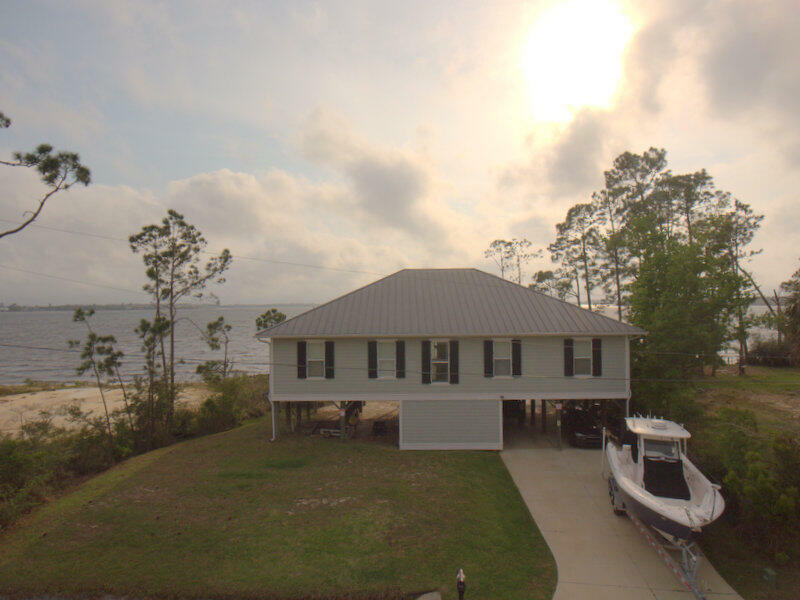 Property Photo:  1516 Elma Ruth Drive  FL 32409 