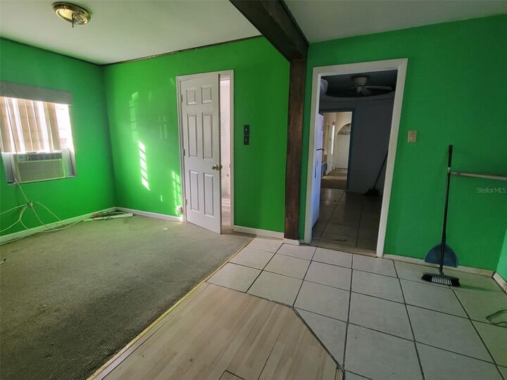 Property Photo: 1918 Overbrook Avenue FL 33755