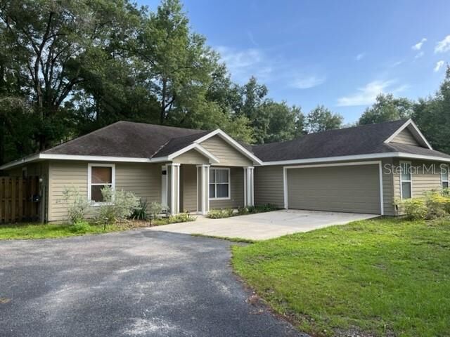 Property Photo: 10723 SW 83rd Place FL 32608