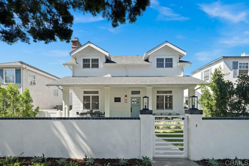 Property Photo:  756 E Avenue  CA 92118 