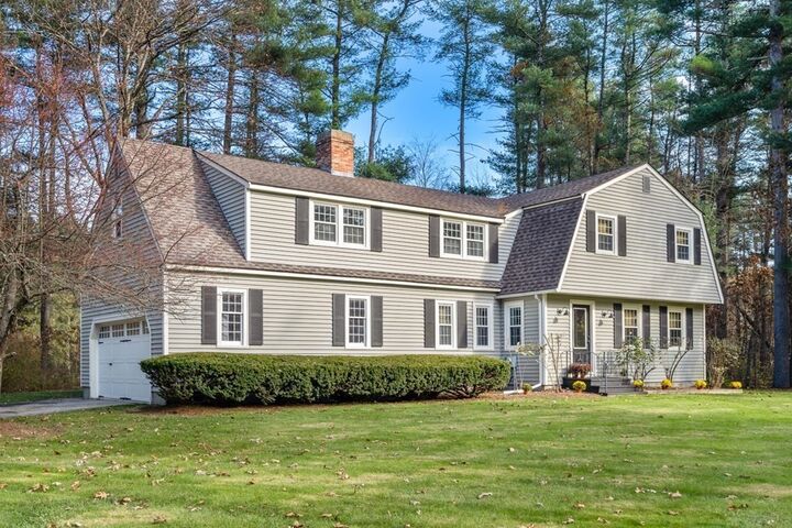 Property Photo: 7 Sequoia Rd MA 01886