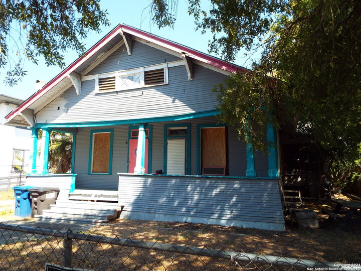 Property Photo:  115 E Highland Blvd  TX 78210 